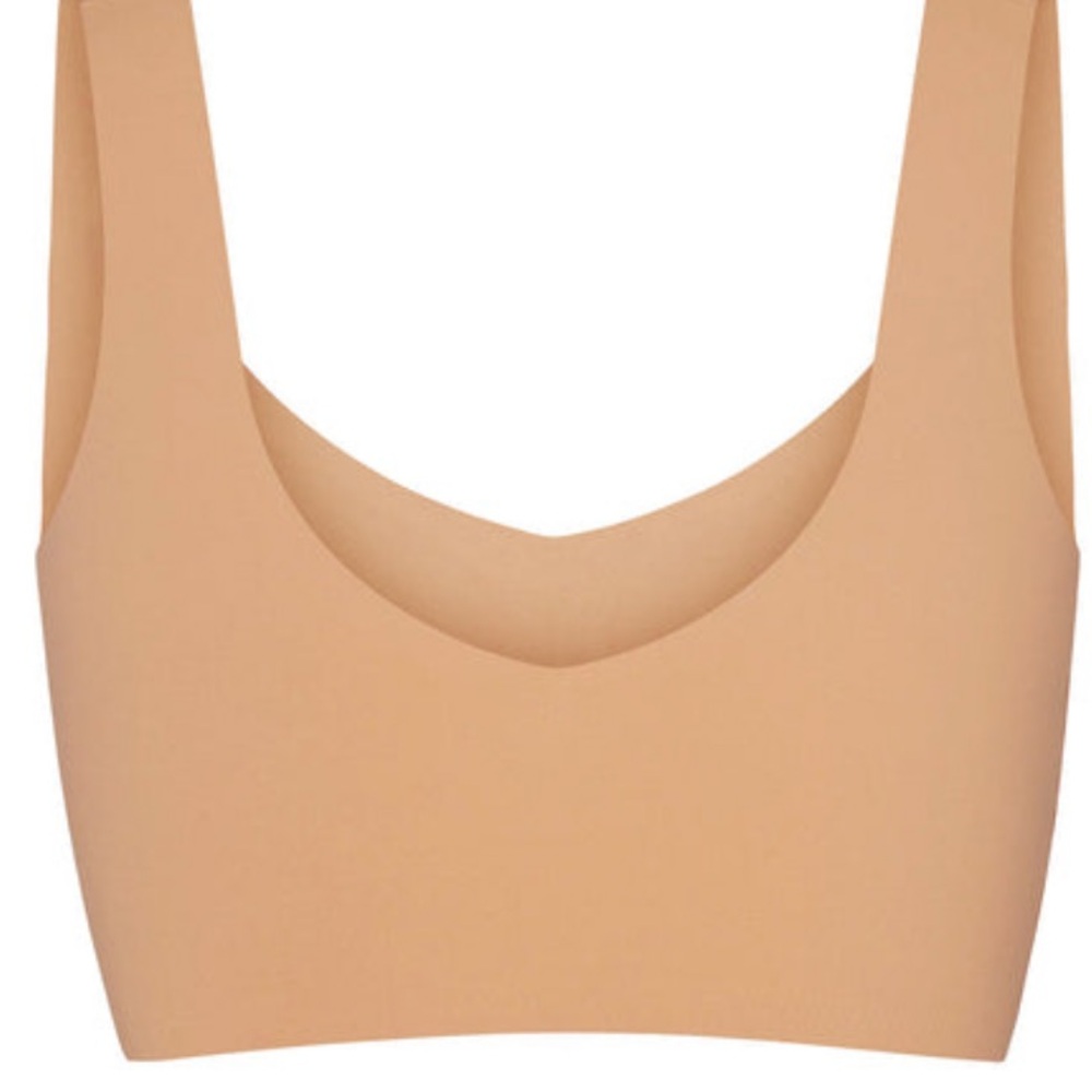 SKIMS NAKED PLUNGE
LONGLINE BRALETTE - Picture 5 of 9